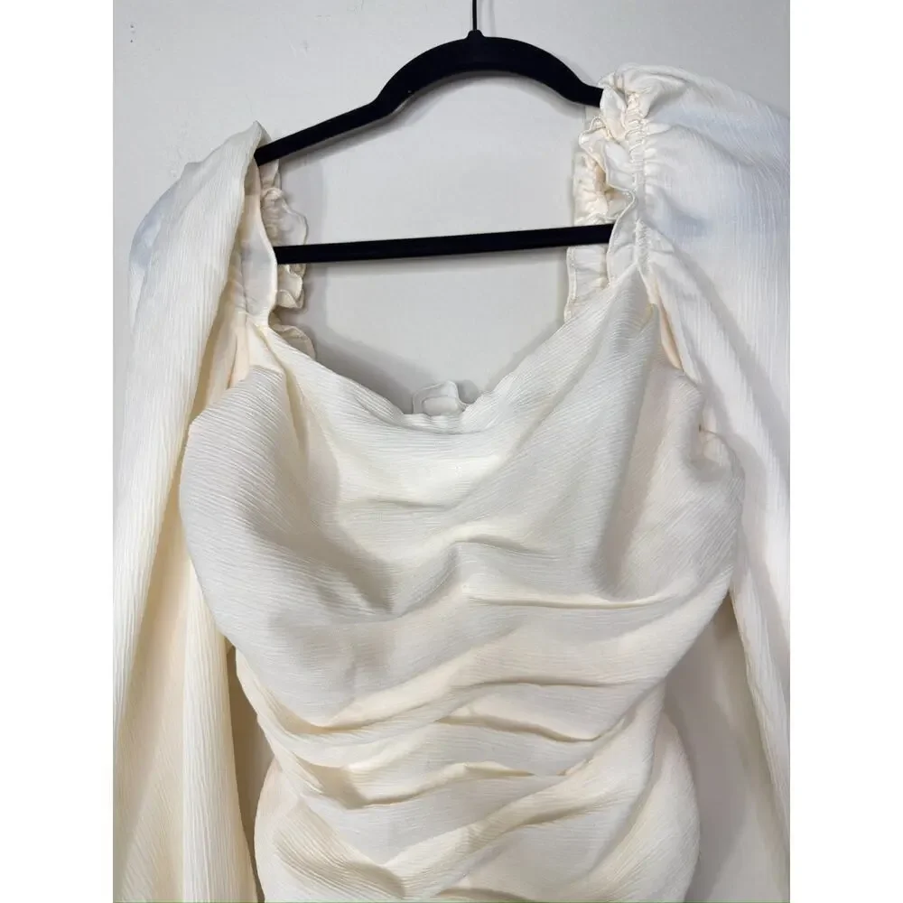 ASTR The Label Top Women XS Cream Puff Sleeve Square Neck Ruched Stirring Preppy